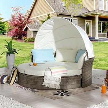 Round Outdoor Daybeds with a Canopy
